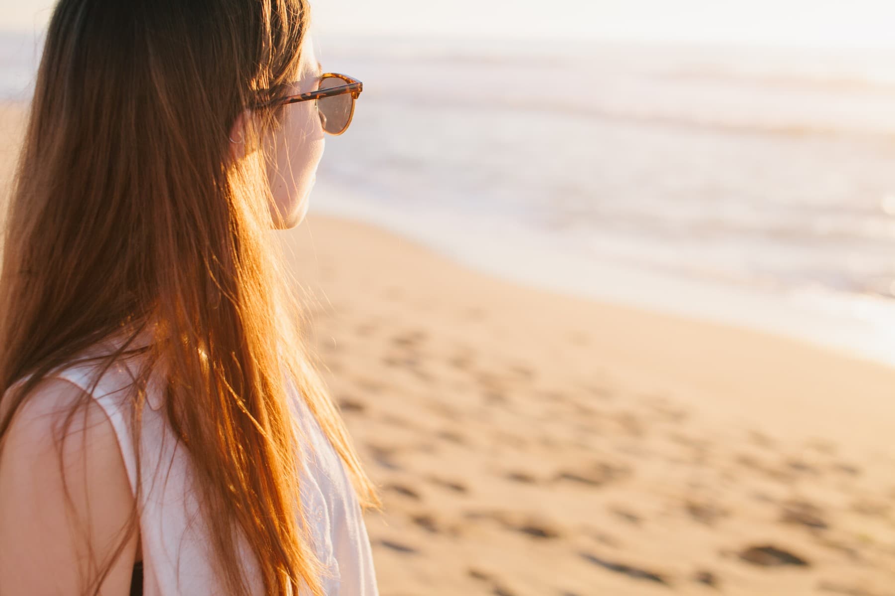 Wearing glasses helps protect eyelash extensions from excess heat