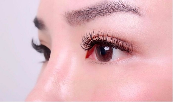 The lifespan of Korean eyelash extensions depends on how well you take care of them