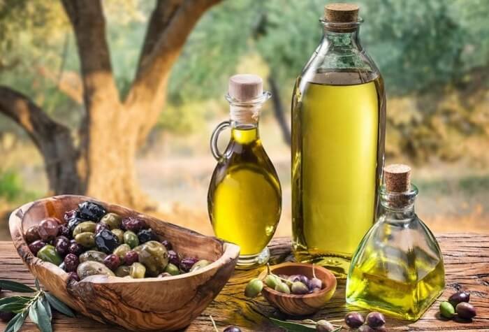 Types of available olive oil have own characteristics and uses