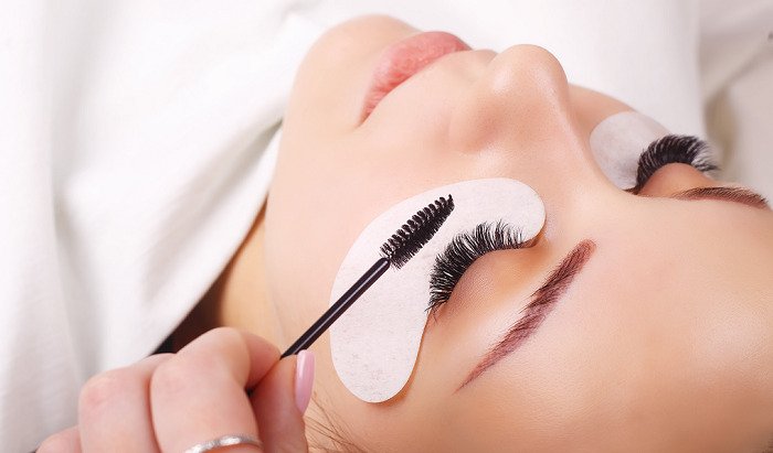 Using the premium sealer contribute to the longevity and appearance of your lash extensions