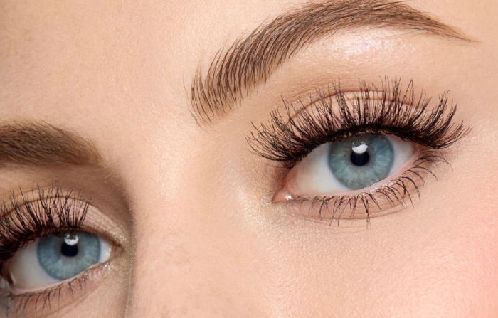 Doll eye extensions make your eyes appear round, bright and large