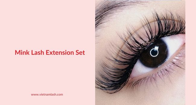 If you’re looking for an extremely natural look, opt for mink lashes.