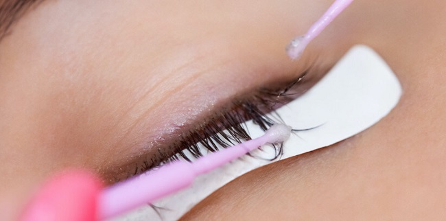 Lash primer for best lash pretreatment routine