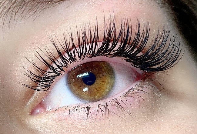 Follow these lash retention tips to help keep your eyelash extensions lasting longer