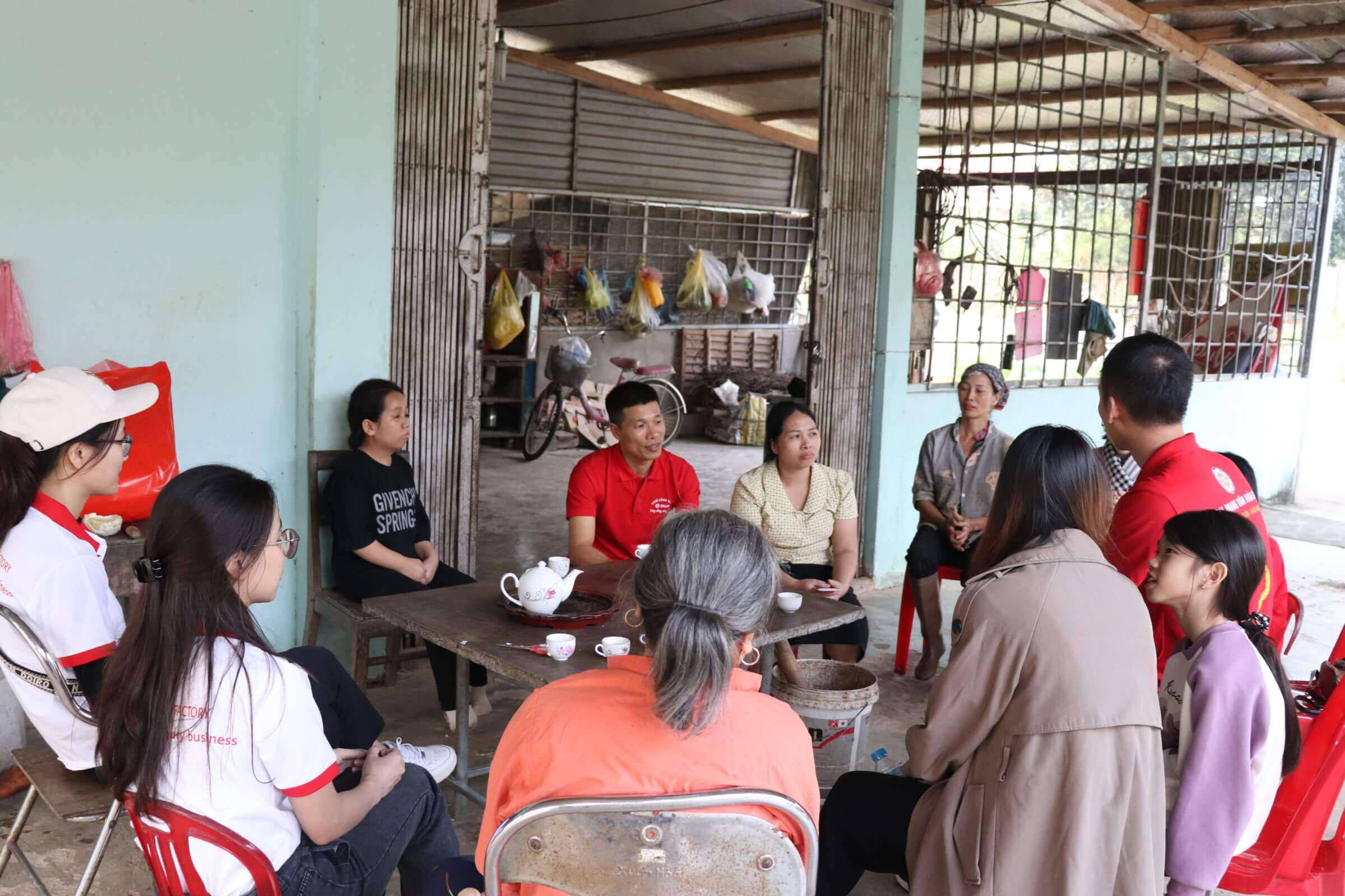 Vietnamlash had the chance to meet with many local households