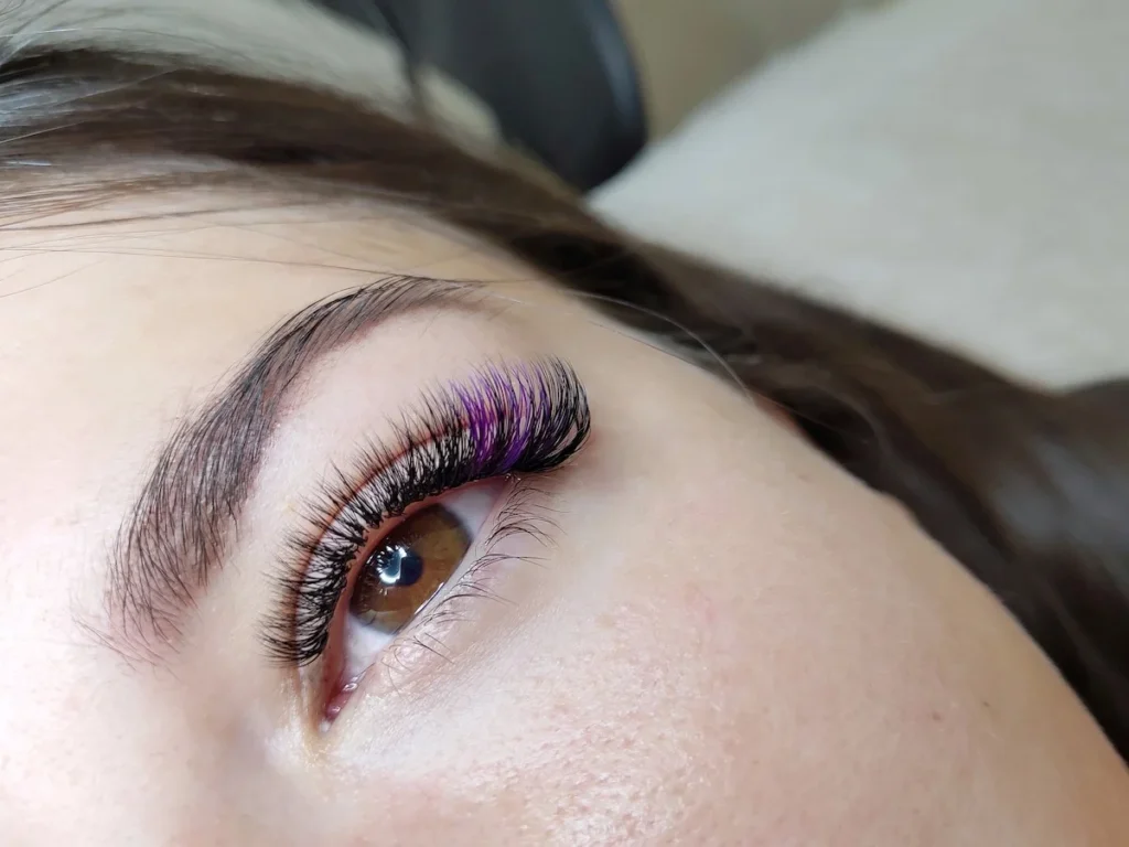 Color Lashes