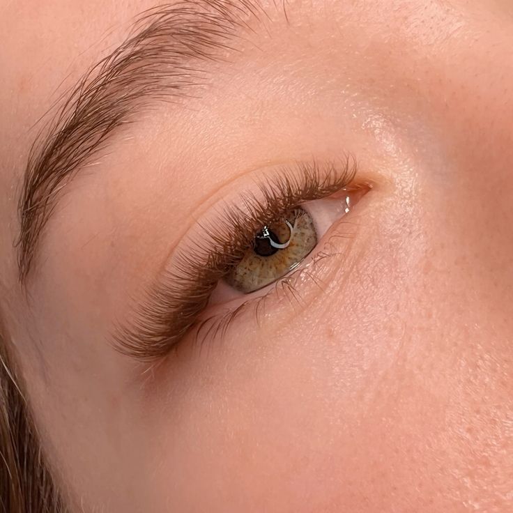 dark brown eyelashes
